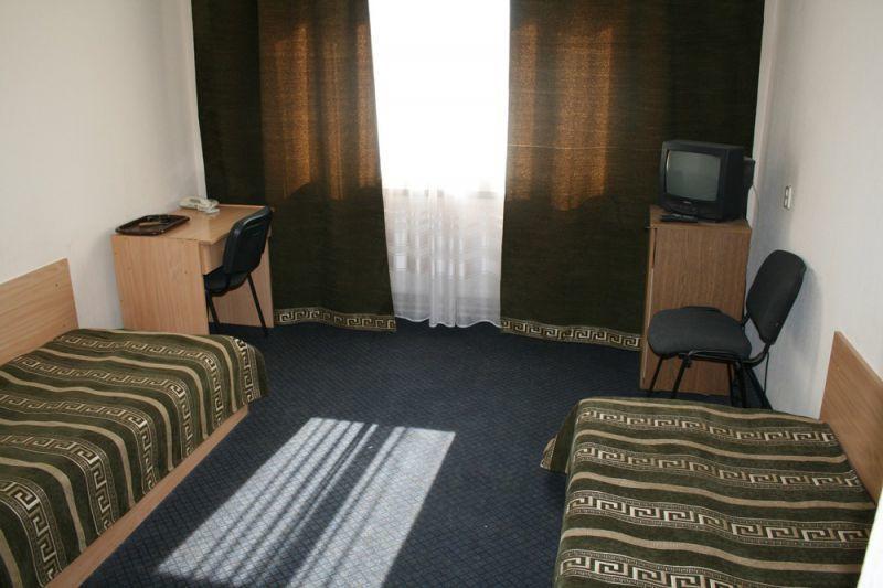Hotel Zhovtnevyi Winnyzja Exterior foto